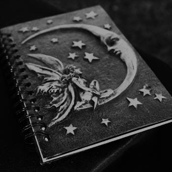 Okült Astroloji: Yıldızların Gizli Dilini Anlamak